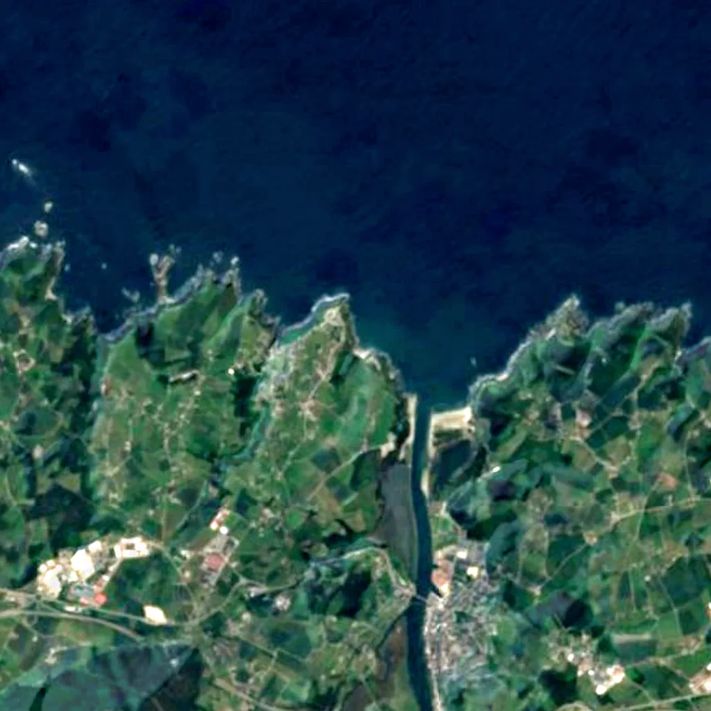 Arnielles Beach von oben gesehen (Sentinel-2)