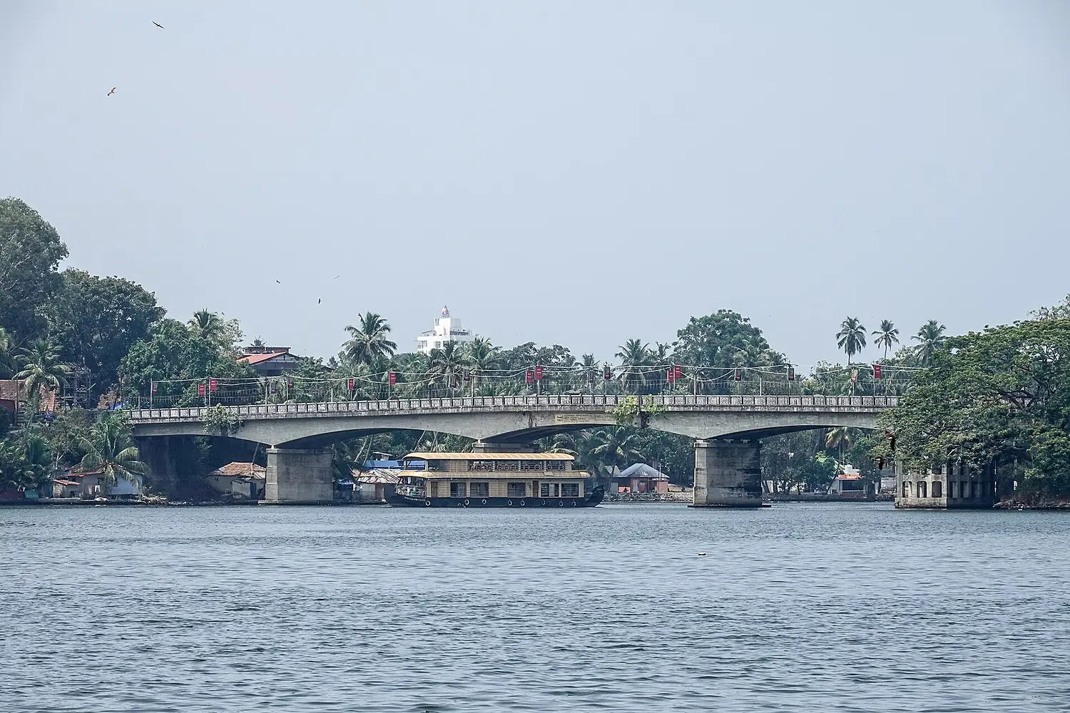 Houseboat Thevally Bridge Ashtamudi Kollam Mar22 R16 05860