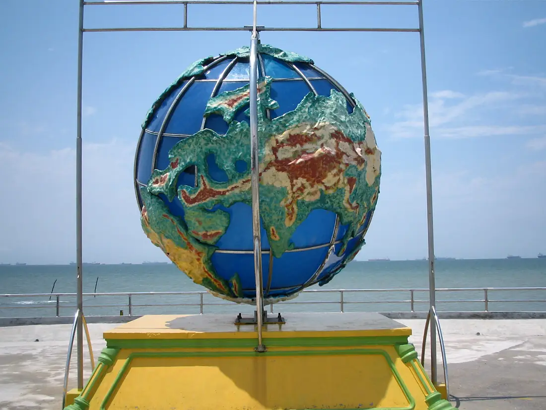 Tanjung Piai Monument Earth