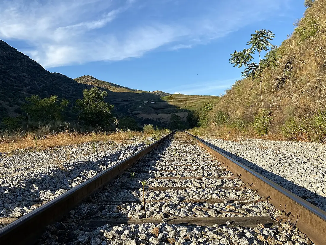Ferrovia em Ferradosa