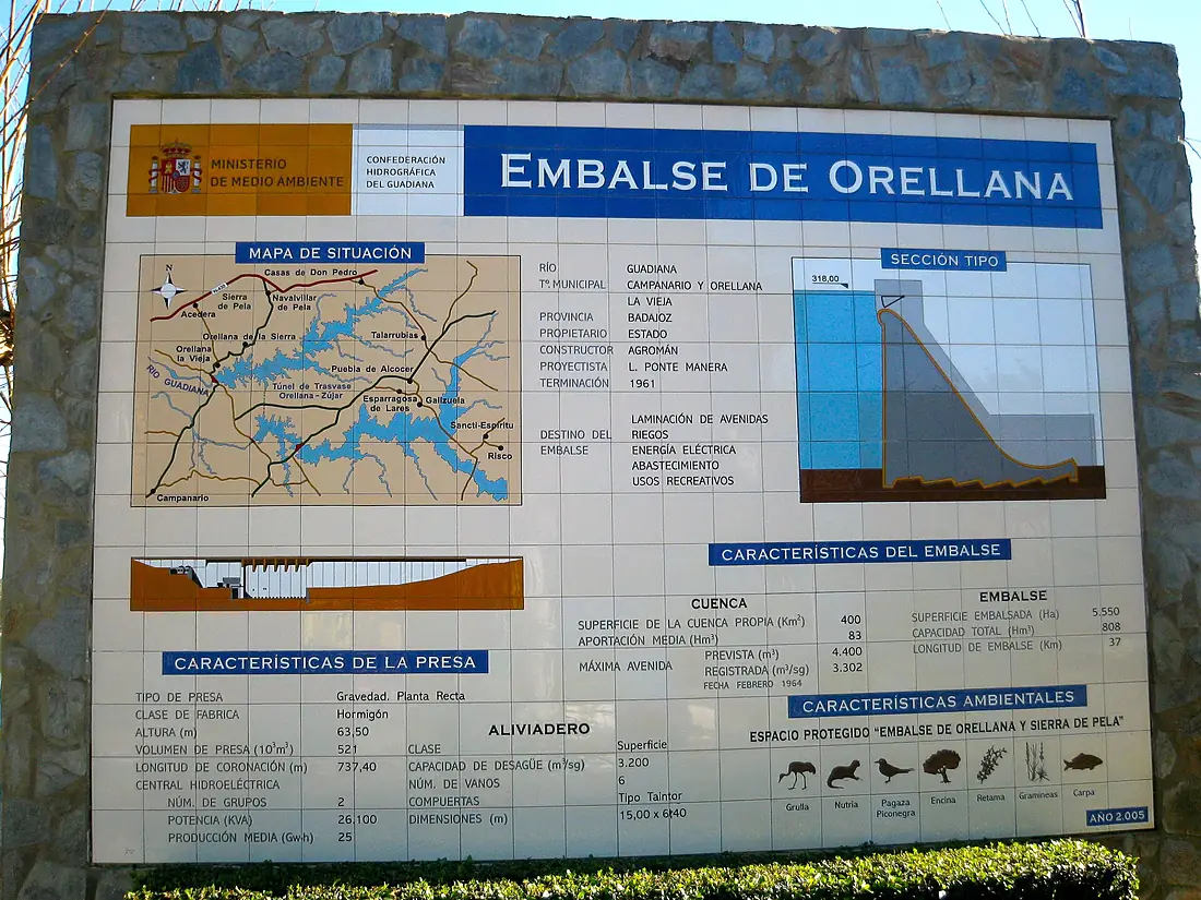 10 - E2-04-Orellana - mural (5431192286)