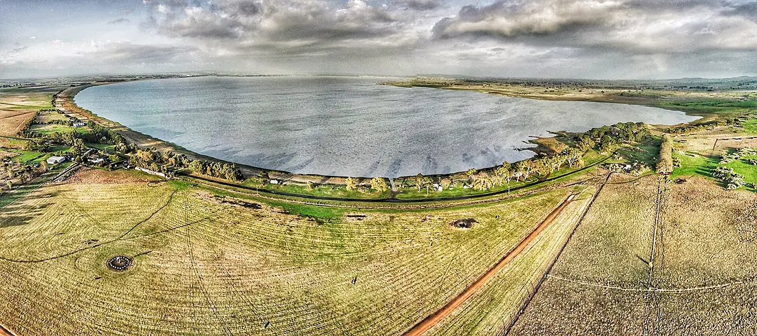 Lake Colac - Aerial perspective of Meredith Park campground