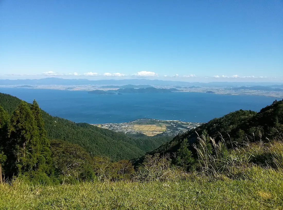 Biwako-from-Kitahira-Toge-Pass-2014-Luka-Peternel