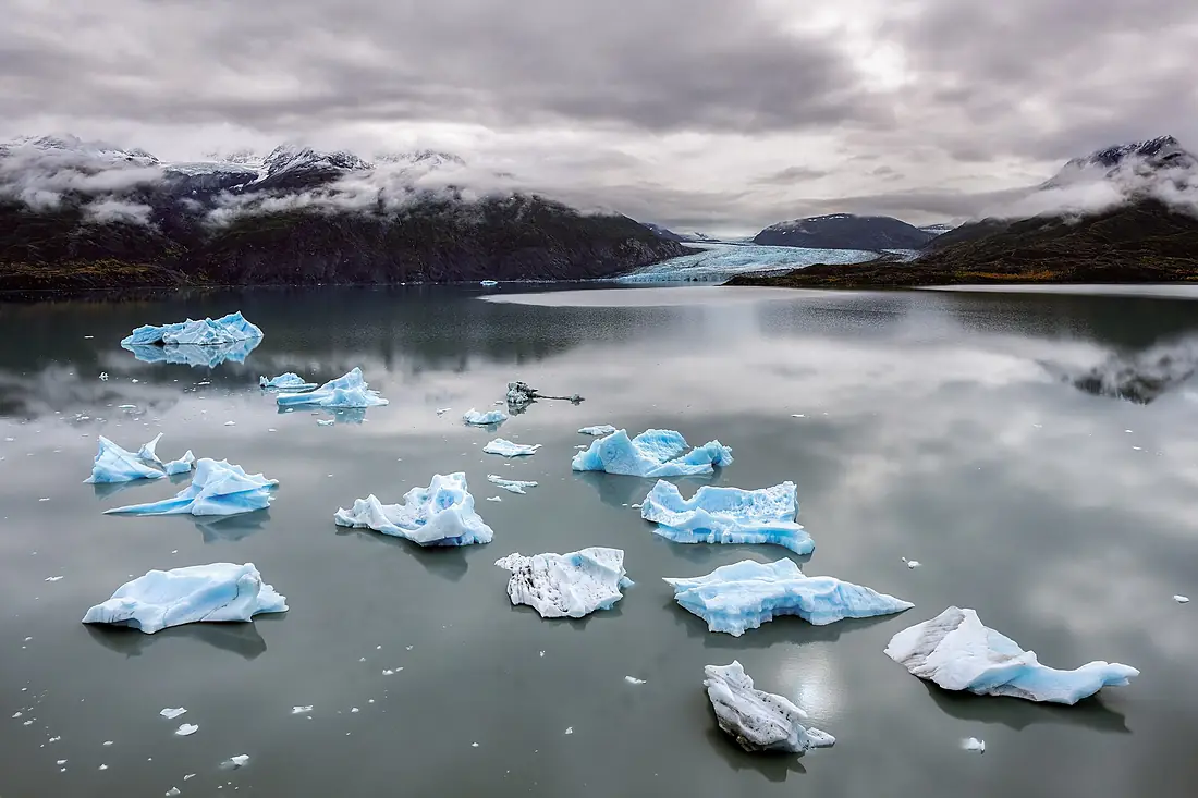 Glassy Glacial Lake (54441988747), edited