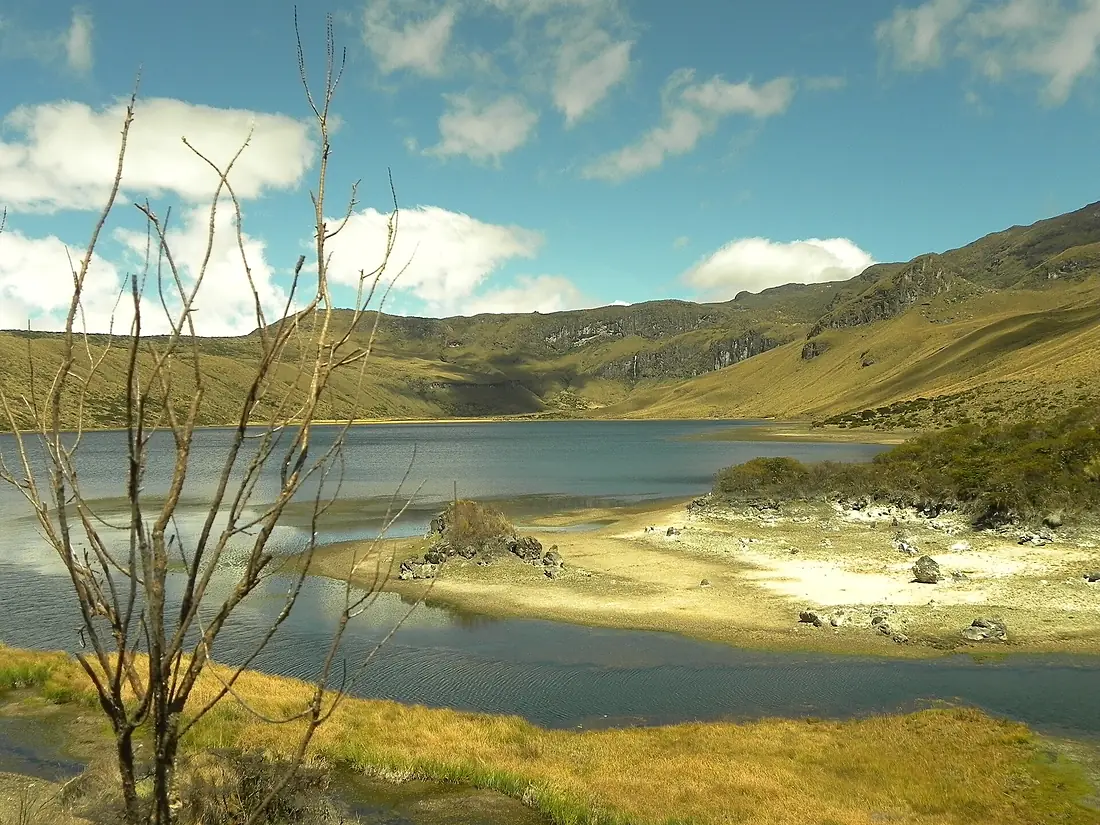 Laguna del Otún (azufrera)