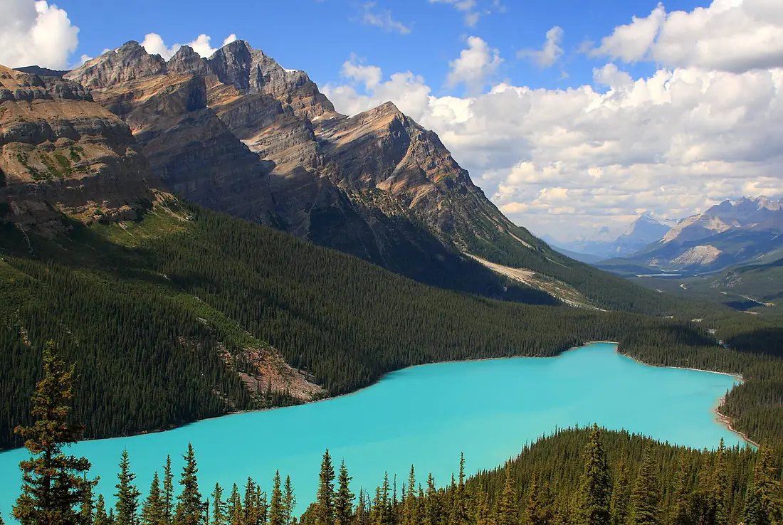 Classic view of a cloudfree Peyto Lake, Banff National Park, Alberta, Canada (4110933448)