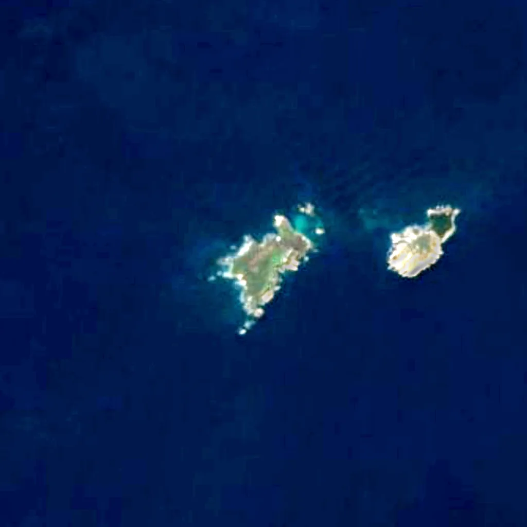 Marieta Islands seen from above (Sentinel-2)