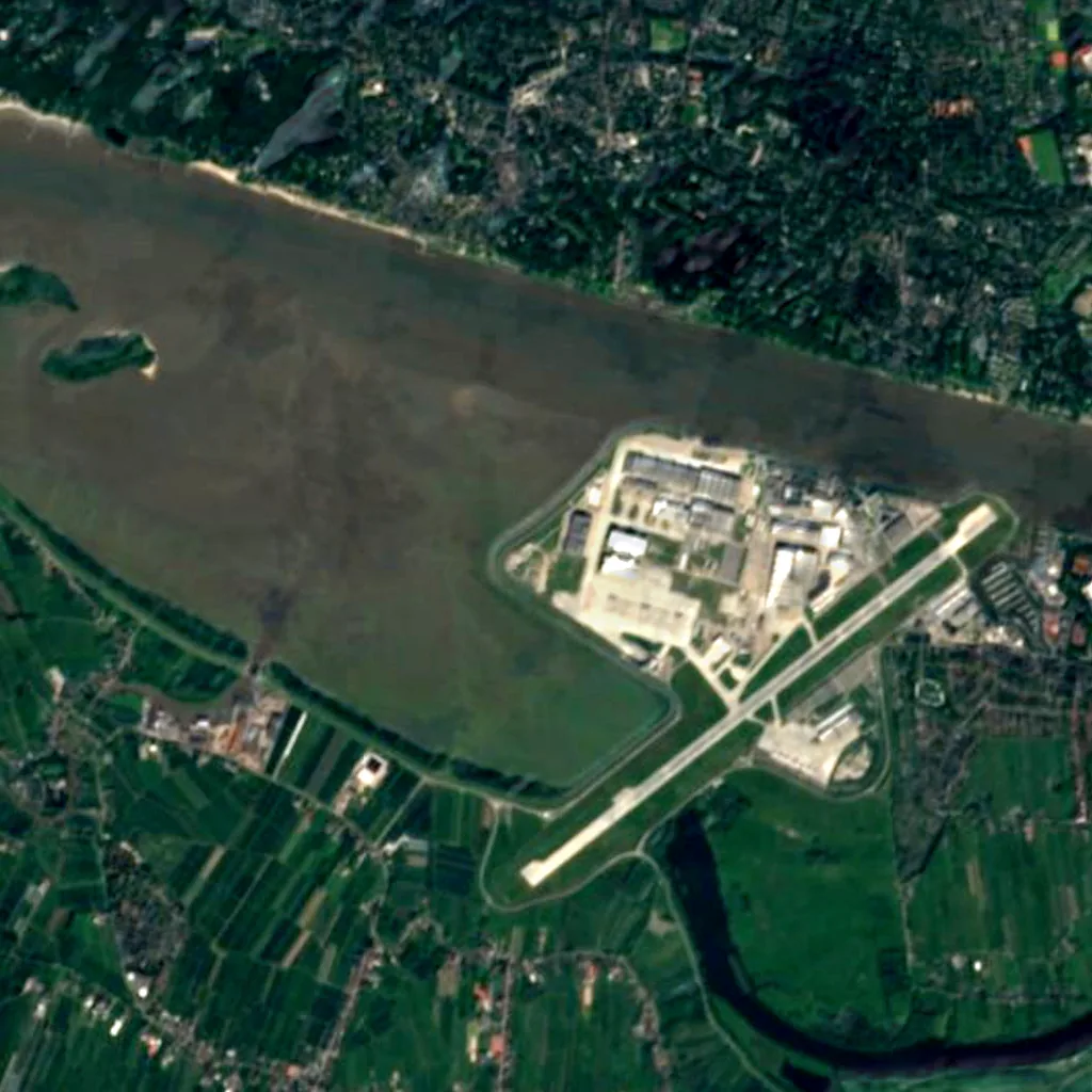 Mühlenberger Loch von oben gesehen (Sentinel-2)