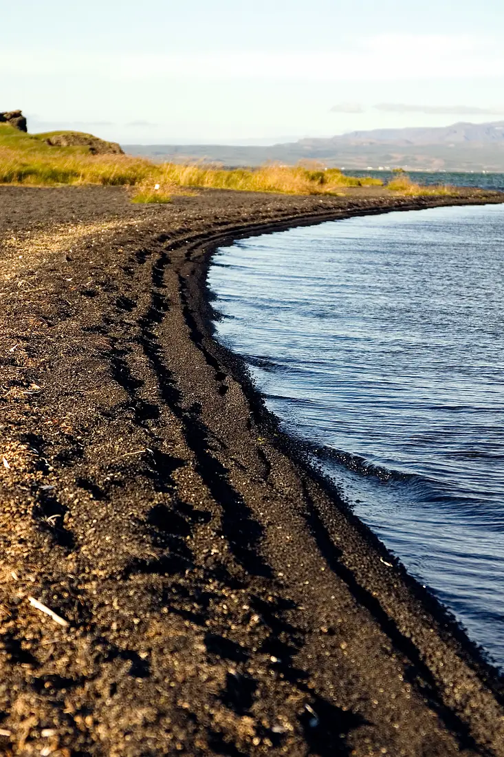 Myvatn shore
