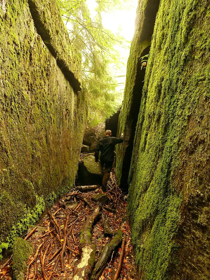 "Stone Corridor" - panoramio