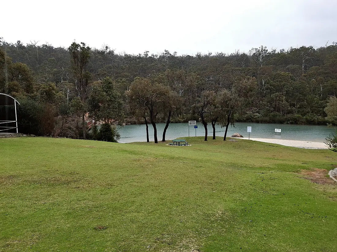 North Dandalup Pipehead Dam picnic area and lake, September 2020 01