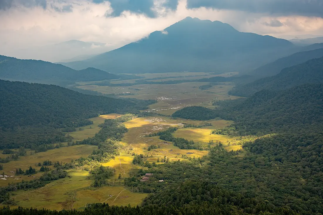Mt. Shibutsu landscape - Flickr - 雷太
