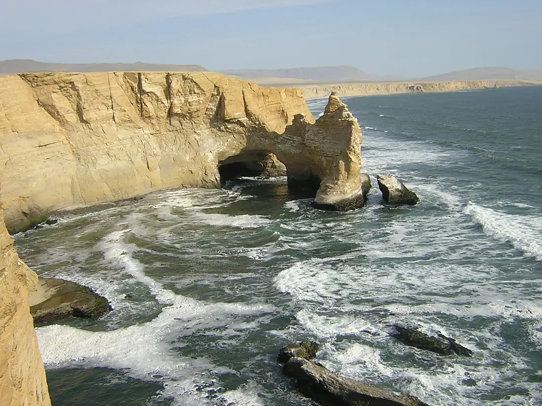 LaCatedral Reserva de Paracas