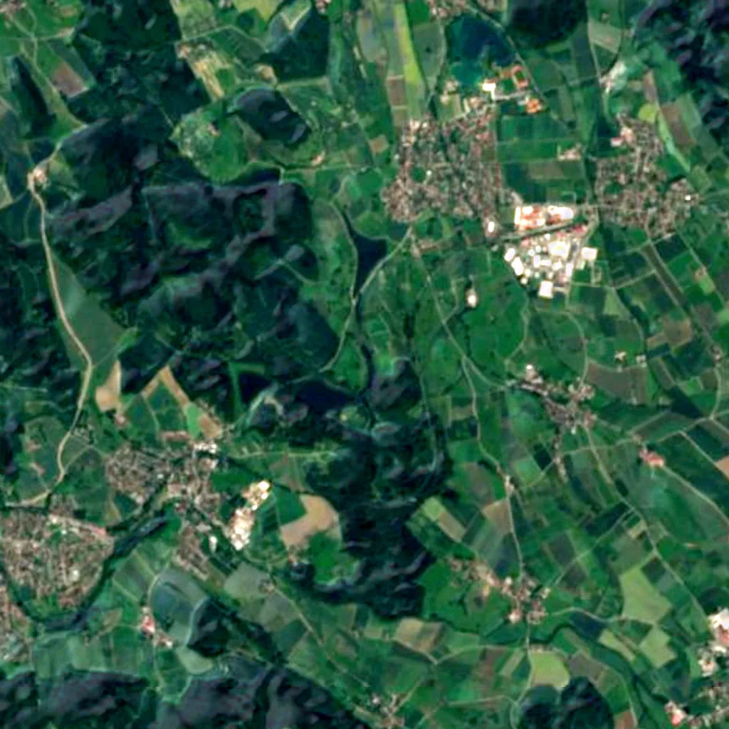 Salemer Klosterweiher seen from above (Sentinel-2)