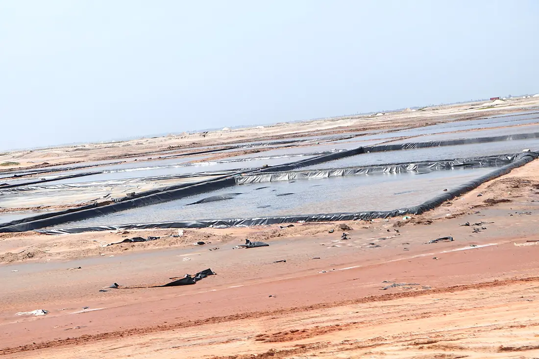 Artificial Dyke on the Songhor Lagoon