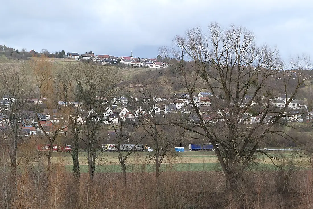 Remstal bei Hebsack mit Schutzgebieten, img40365